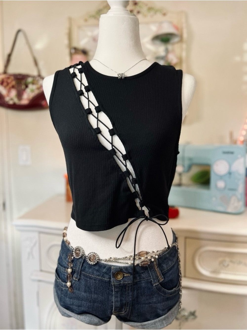 Derek Heart Black Ribbed Lace-Up Crop Tank